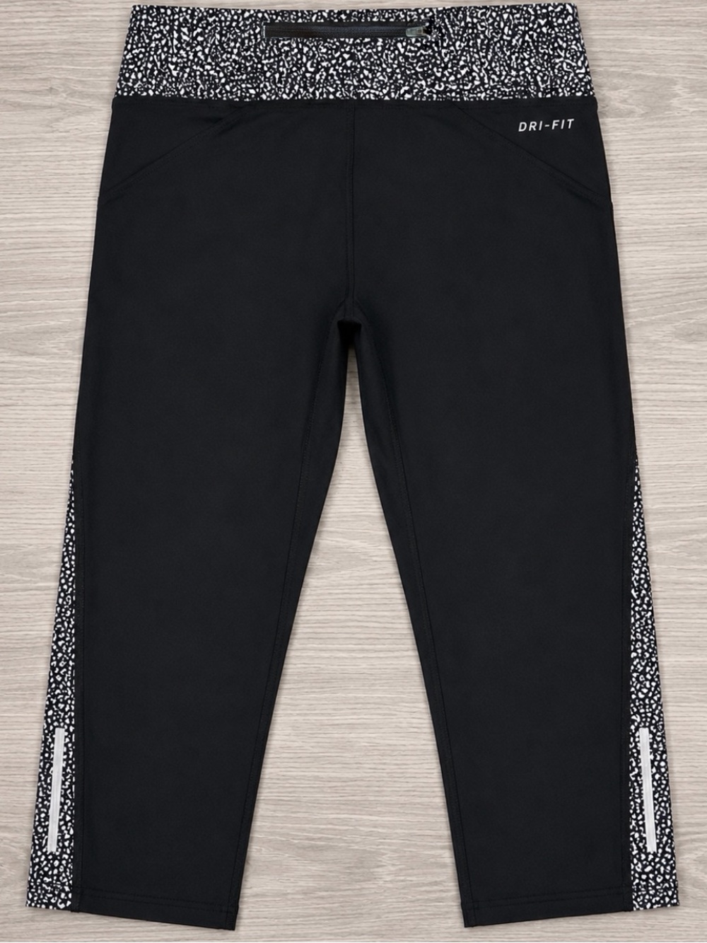 Nike Dri-FIT Cropped Running Leggings XS Black Gray Zip Pocket - Picture 4 of 8